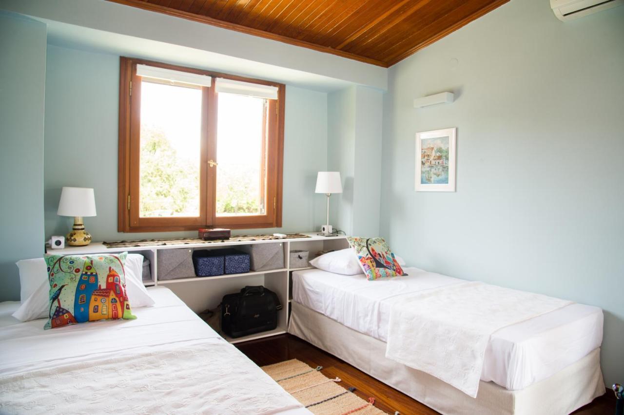 Summerday Villa Private Beach Nea Iraklia Bagian luar foto